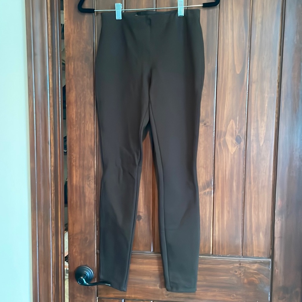 Max Studio slim fitting pants